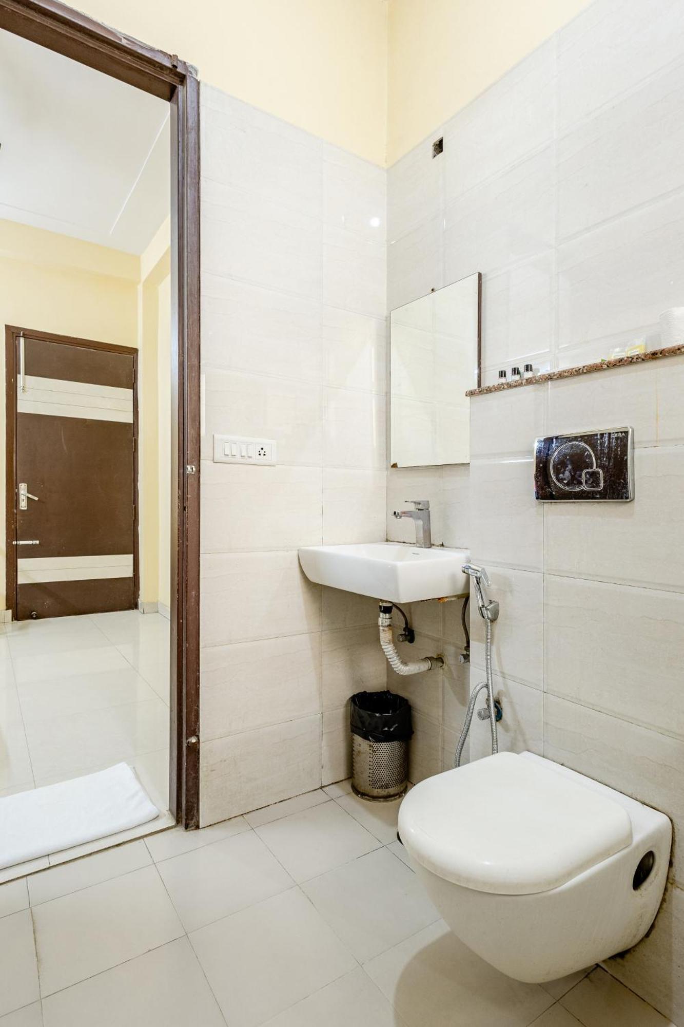 Lime Tree Studio Huda Metro Gurgaon Esterno foto
